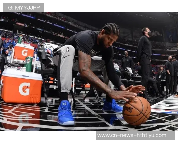 外线火力全开保罗乔治半场狂砍17分三分球命中率高达80